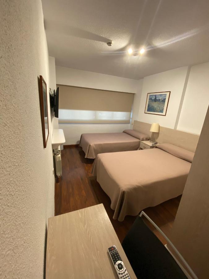 Hotel Escuela Madrid Extérieur photo