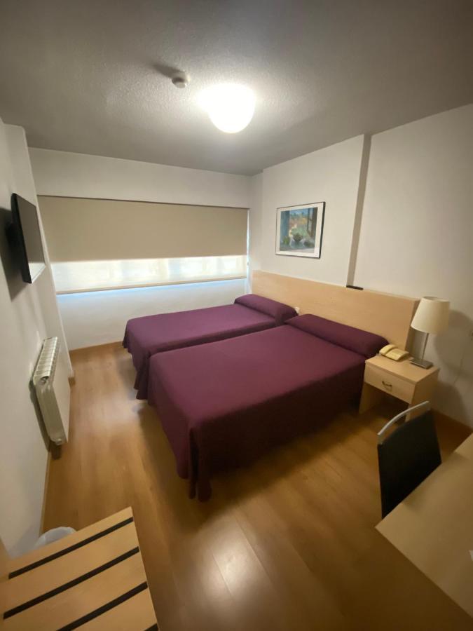 Hotel Escuela Madrid Extérieur photo