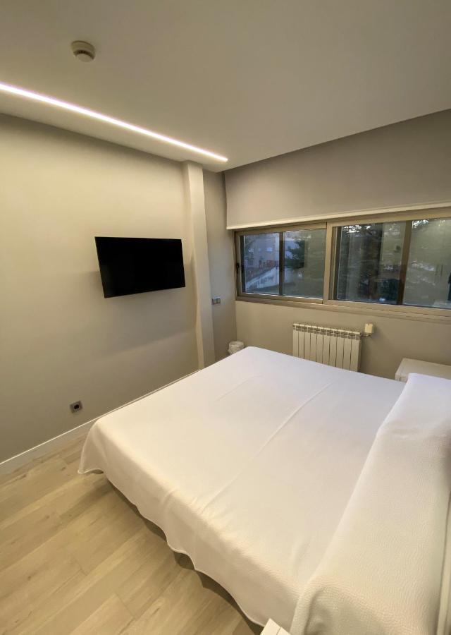 Hotel Escuela Madrid Extérieur photo