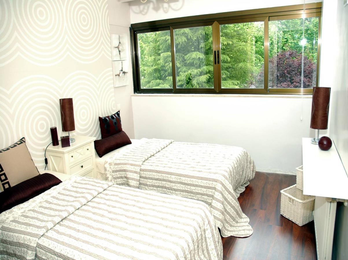 Hotel Escuela Madrid Extérieur photo