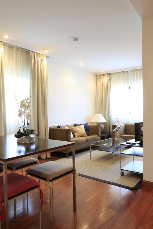 Hotel Escuela Madrid Chambre photo